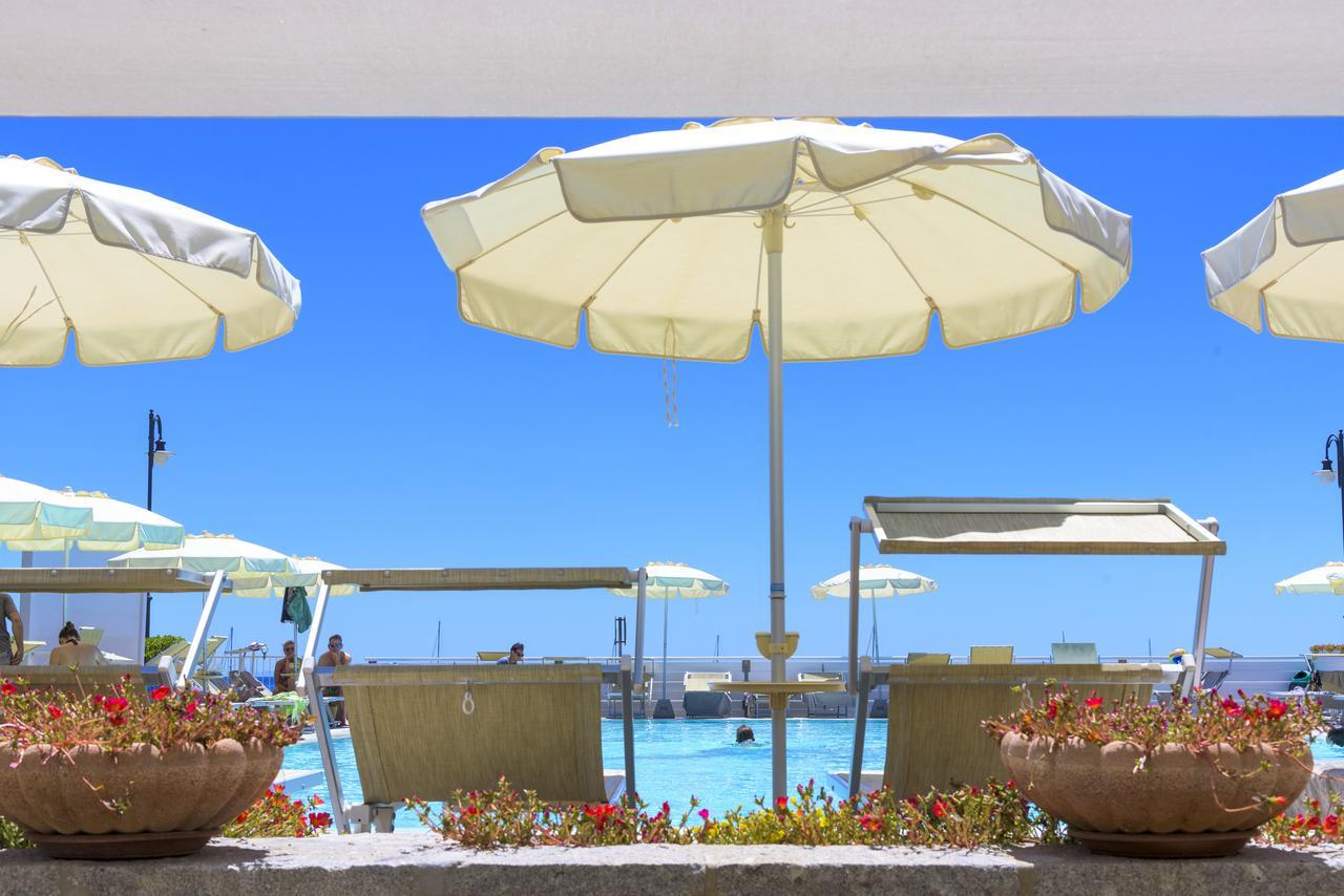 Hotel Montecristo มารินา ดิ กัมโป ภายนอก รูปภาพ